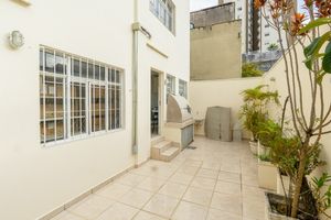 Image 40 - 918667
