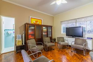 Image 33 - 918668