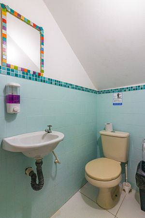 Image 35 - 918668