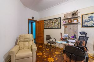 Image 38 - 918668