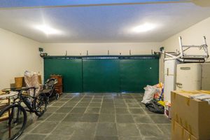 Image 35 - 918669