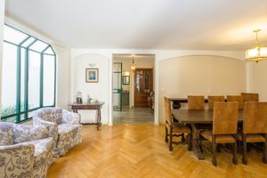 Image 1 - 918669