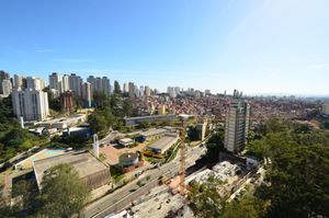 Image 23 - 918670