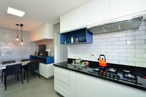 Image 2 - 918670