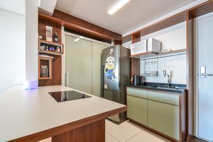 Image 11 - 918671