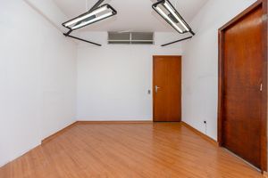 Image 19 - 918673