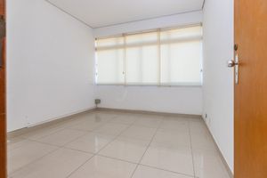 Image 14 - 918673