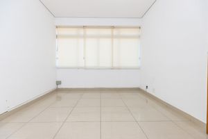 Image 15 - 918673