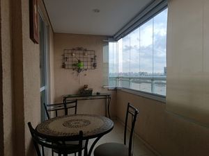 Image 7 - 918682