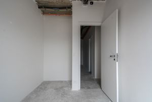 Image 14 - 918686