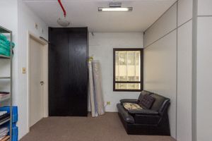 Image 7 - 918687