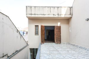 Image 32 - 918690