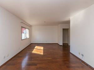 Image 3 - 918706