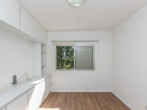 Image 18 - 918706