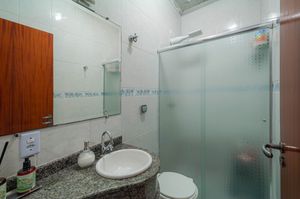 Image 22 - 918720