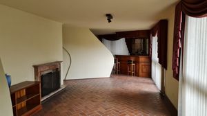 Image 12 - 918721
