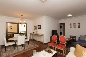 Image 1 - 918727