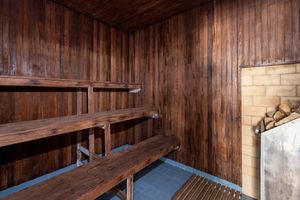 Image 32 - 918728