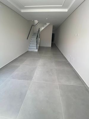 Image 3 - 918729