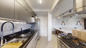 Image 4 - 918753