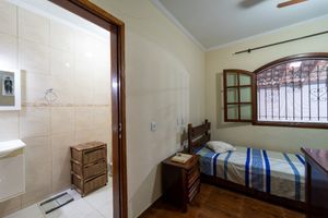 Image 16 - 918755