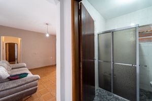 Image 30 - 918755