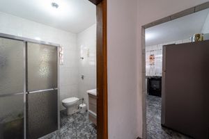 Image 31 - 918755
