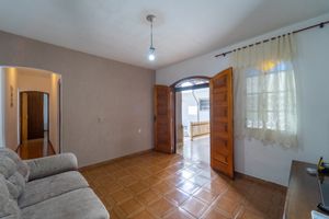 Image 33 - 918755