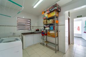 Image 49 - 918755