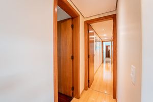 Image 36 - 918758