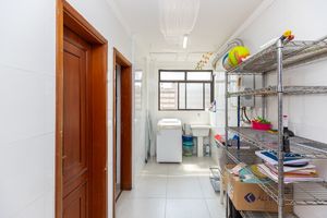 Image 16 - 918770