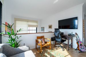 Image 19 - 918774