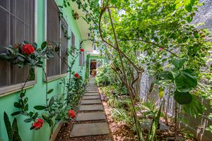 Image 88 - 918778