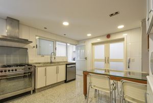 Image 44 - 918782