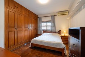 Image 19 - 918784