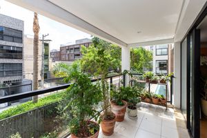 Image 14 - 918786