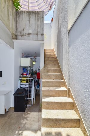 Image 31 - 918787