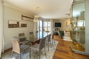 Image 18 - 918794