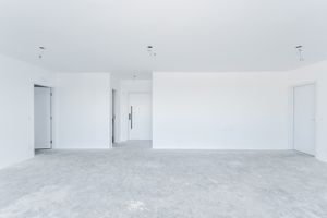 Image 4 - 918795