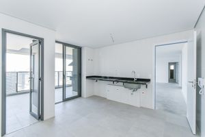 Image 13 - 918795