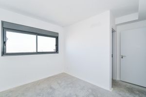 Image 31 - 918795