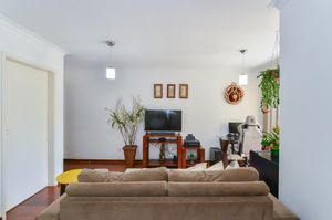 Image 8 - 918800