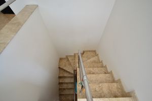 Image 7 - 918803