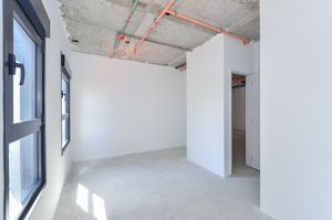 Image 23 - 918807