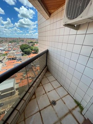 Image 11 - 918809