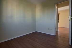 Image 13 - 918812