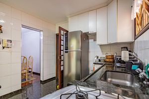 Image 15 - 918815