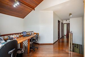 Image 21 - 918815
