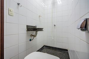 Image 53 - 918815