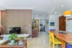 Image 3 - 918820